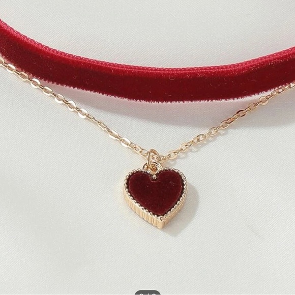Velvet Choker Red Heart Charm Layered Necklace - Picture 4 of 5